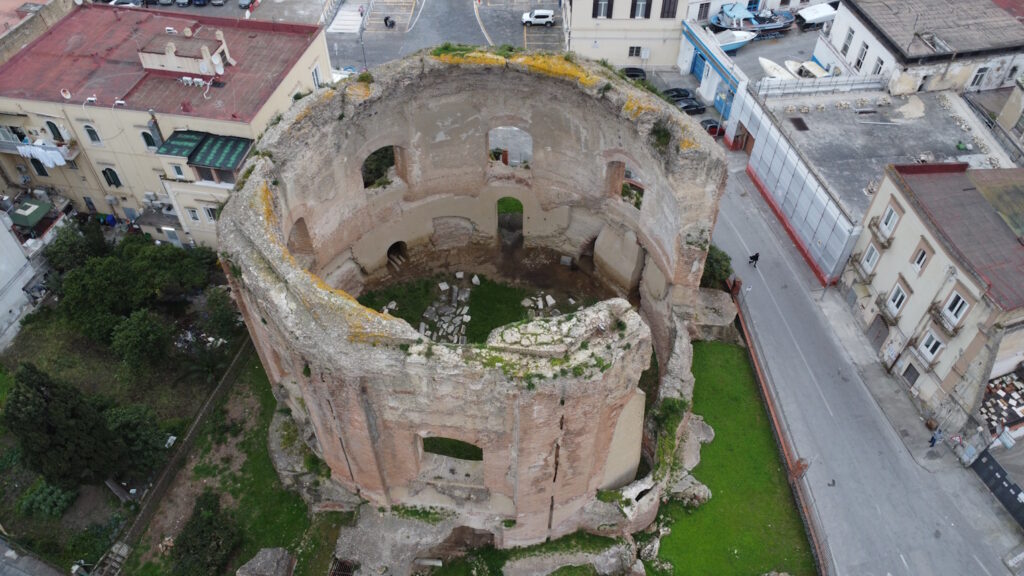 Il Tempio di Venere (Baia) ripreso dal drone